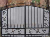 Ворота Свеча, распашные металлические, цвет белый, отделка черная