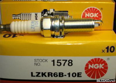 Свеча зажигания NGK LZKR6B-10E