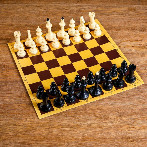 Шахматы Русские игры (40х40 см)