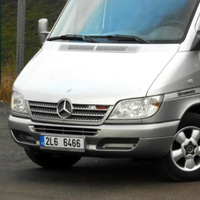 Передний бампер серый в цвет кузова Mercedes Sprinter (2000-2006) КУЗОВИК