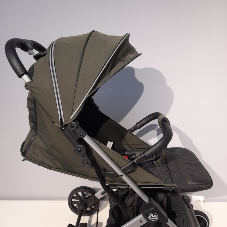 Прогулочные коляски luxmom отзывы. Valco Baby Snap 4 dove Grey. Коляска Babalo Future 2022. Peg Perego si коляска. Пег Перего си коляска прогулочная.