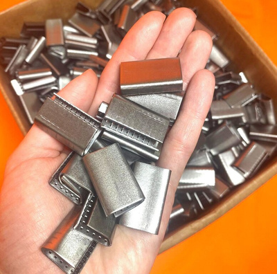 Скобы металлические усиленные 16 мм для ПЭТ ленты купить в Краснодаре