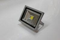 G-DТ120-29-W new LED прожектор белый,1LED-20W,220V